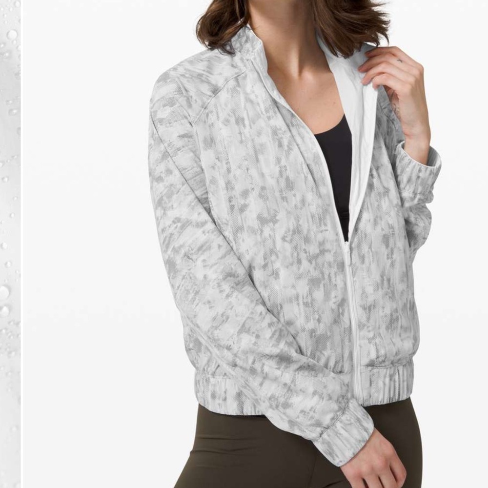 Lululemon Bombs Away‎ Jacket White City Breeze reversible zip front gray